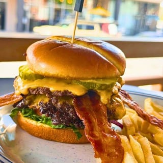 Great American Bacon Cheese Burger