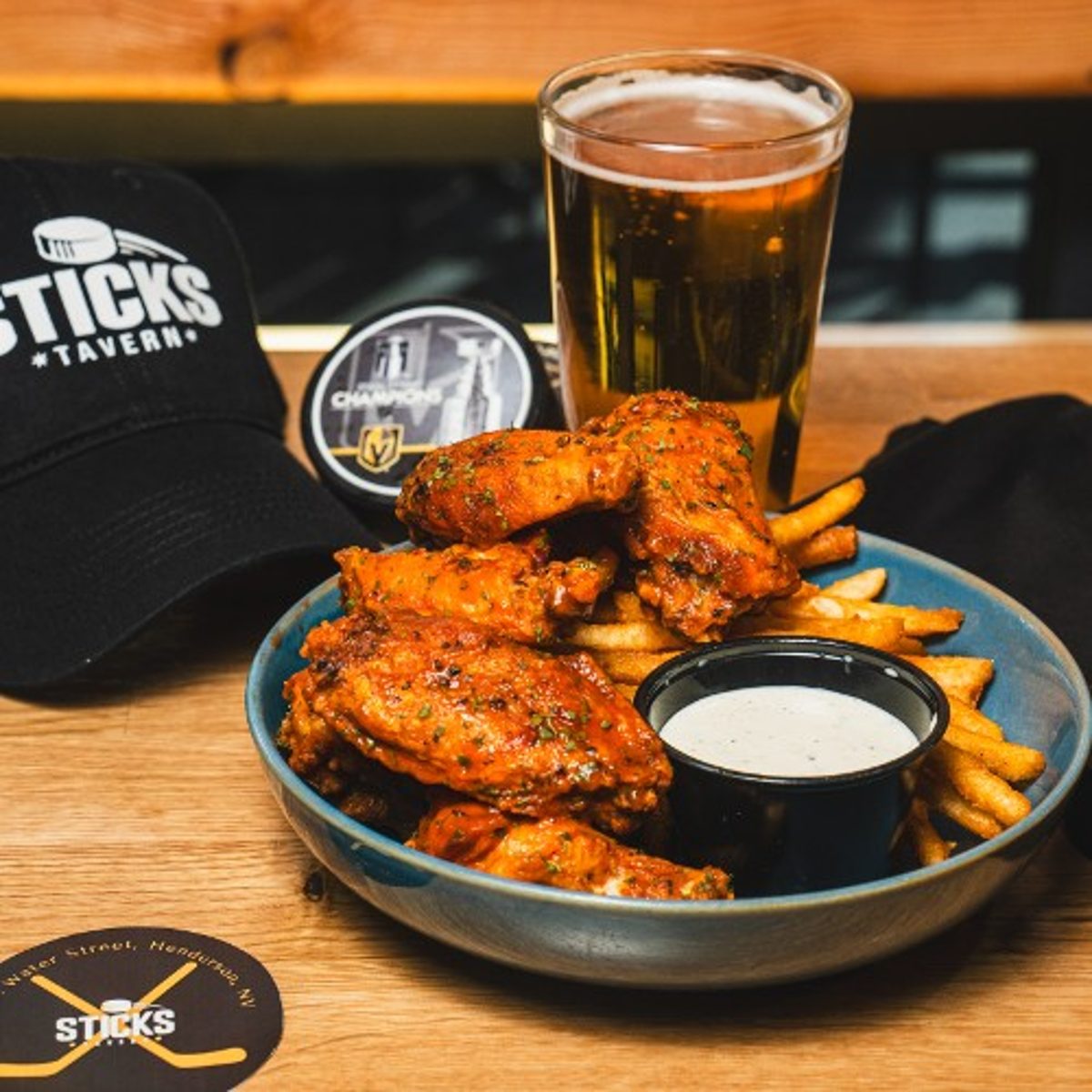 Chicken Wings & Fries